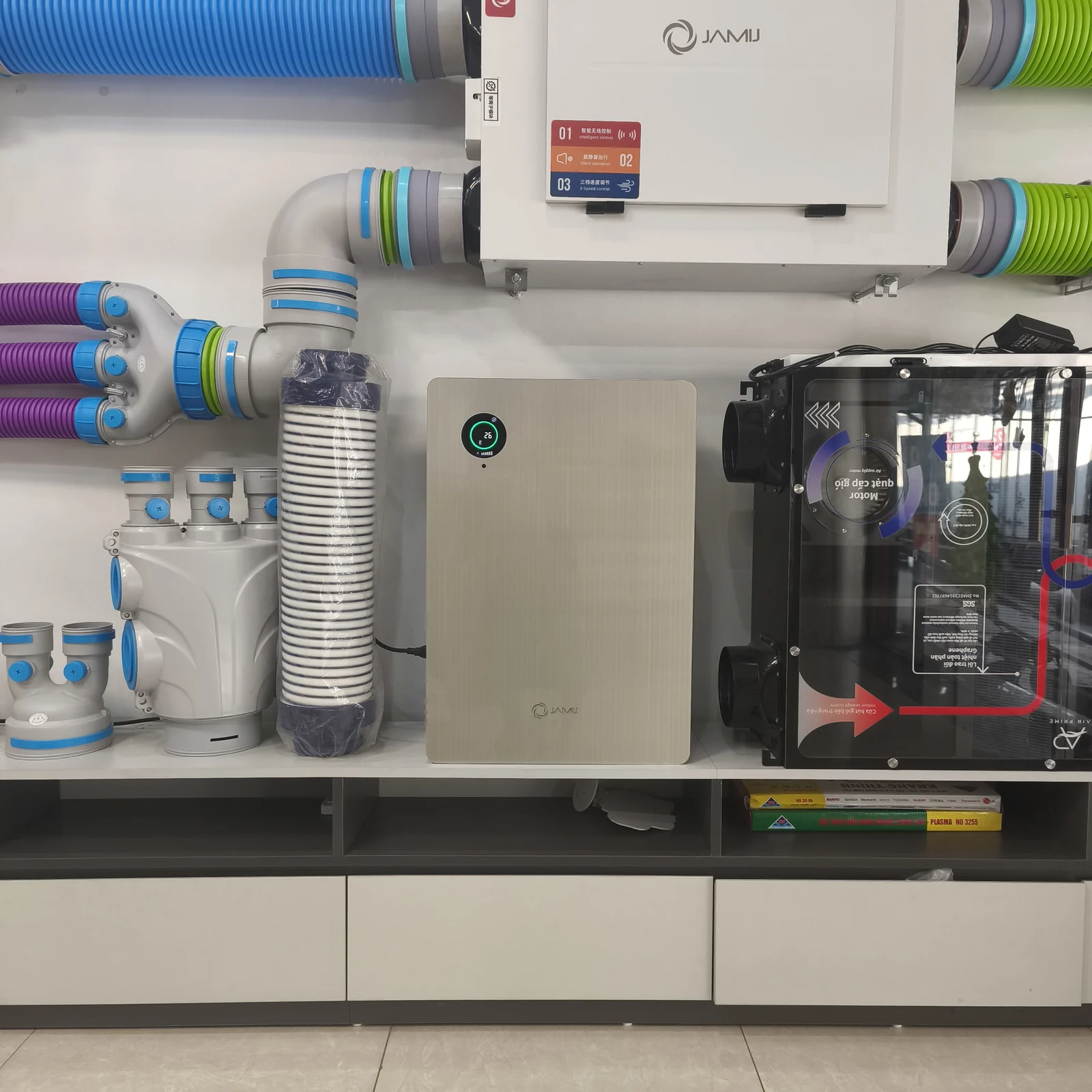 Ảnh thực tế sản phẩm JamiJ J150Pro tại showroom